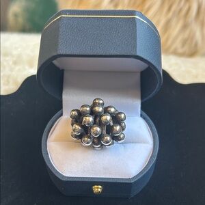 Elegant Silver Cluster Ring